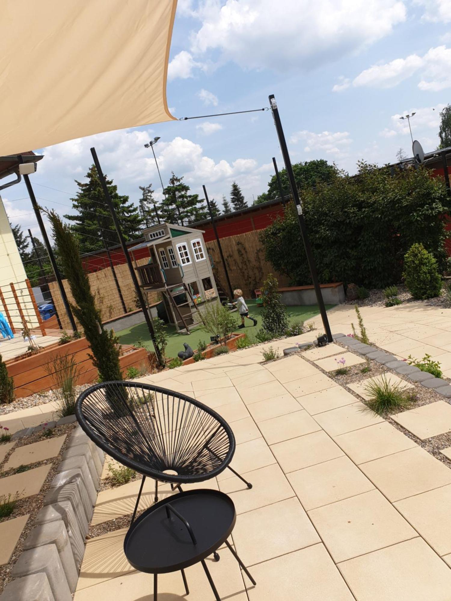 Hotel Restovna Jíloviště エクステリア 写真
